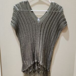 Green V-Neck Knit Top with Fringe Detail